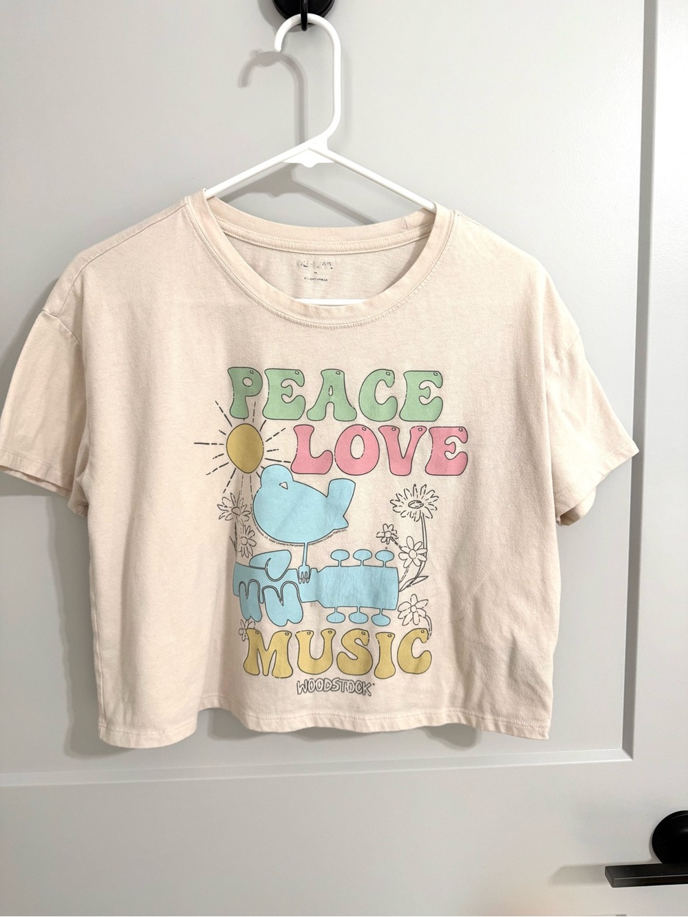 Woodstock Peace Love Music Retro Graphic Crop Tee Medium Cream